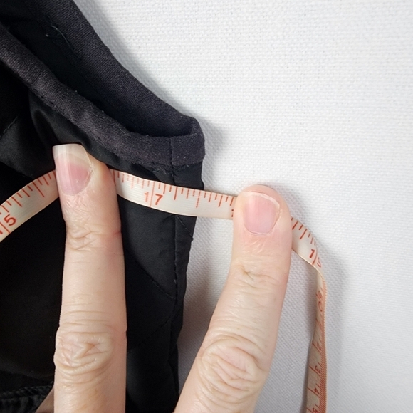 J Crew Black Quilted Puffer Vest with Down and Feather Filling Size XXS - Picture 6 of 7